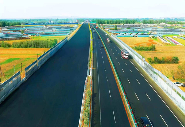 【价值创造 深化提升】中铁十九局京哈高速公路改扩建项目主线路面工程竣工