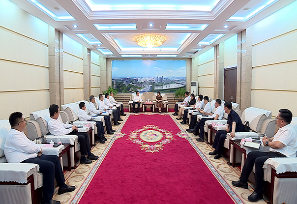中铁十九局主管领导拜会辽阳市委、市政府领导